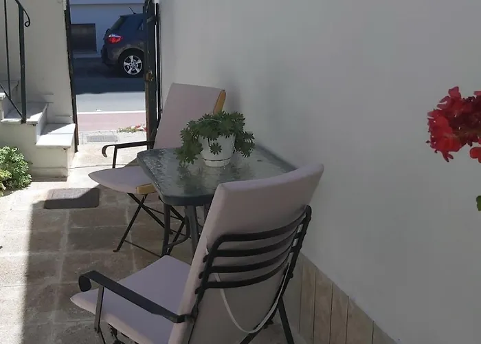 Comfy Apartment Near The Port And The Center Of Volos