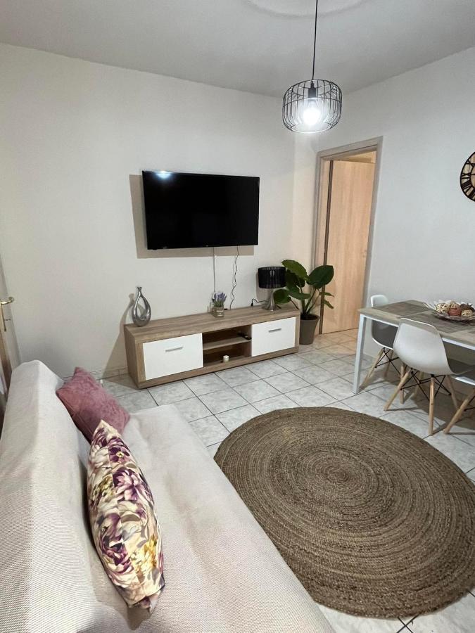 Comfy Near The Port And The Center Of Appartement